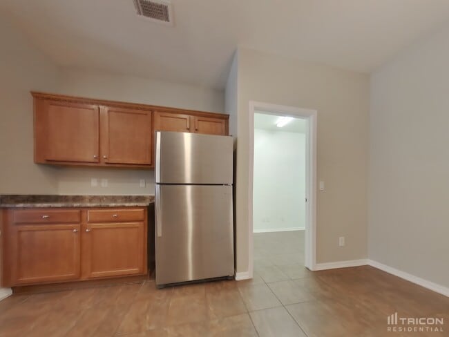Building Photo - 25574 W St Charles Ct