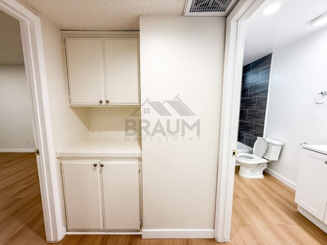 Building Photo - 13347 Victory Blvd