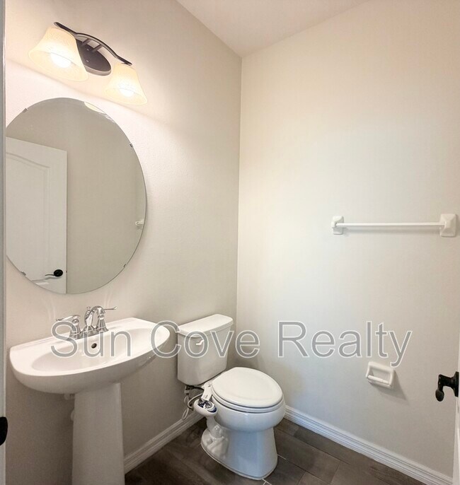Building Photo - 14112 Poke Ridge Dr