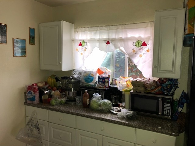 Building Photo - 1048 W 223rd St