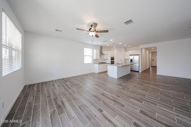 Building Photo - 17064 W Briles Rd