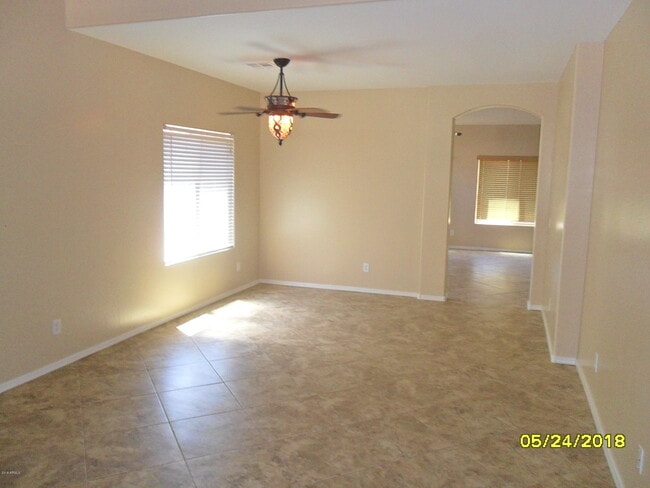 Building Photo - 25825 W Miami St