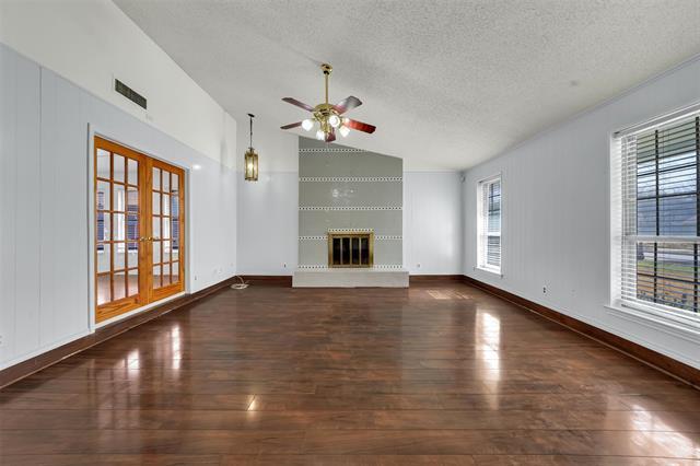 Building Photo - 1809 Trowbridge St