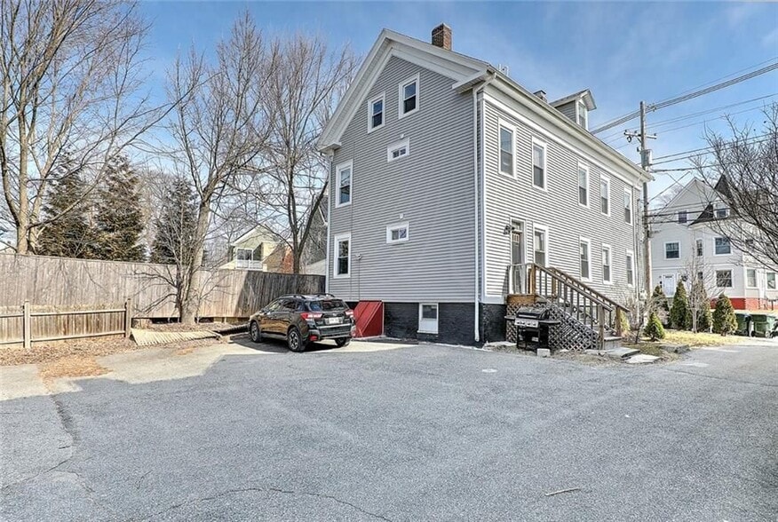 Building Photo - 390 Hope St