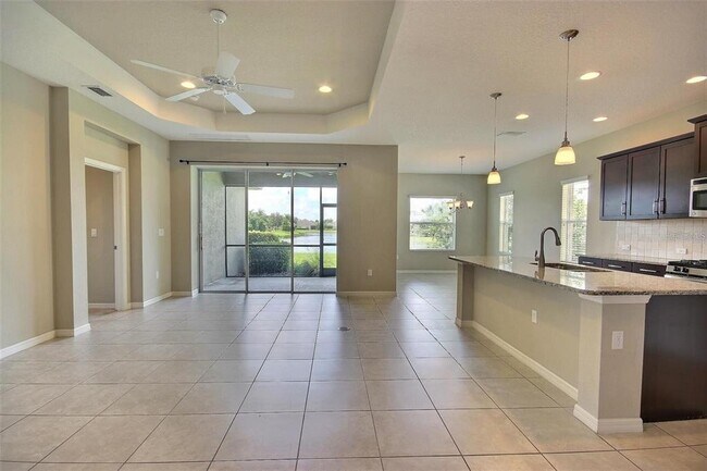 Building Photo - 12136 Whisper Lake Dr