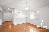 Building Photo - 202 Battery Ln