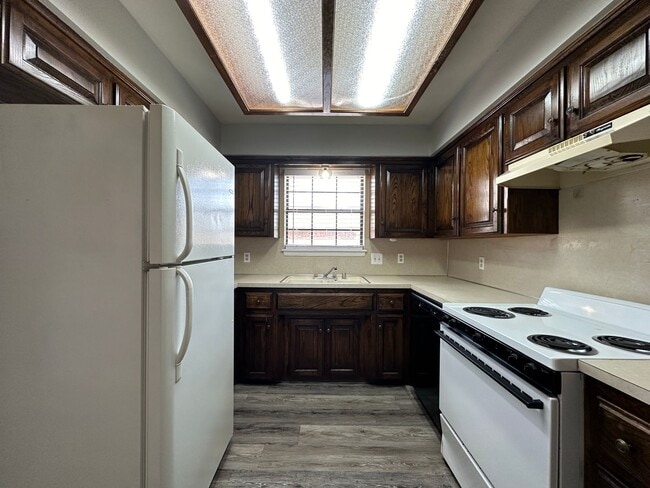 Building Photo - 35 Aberdeen Cir