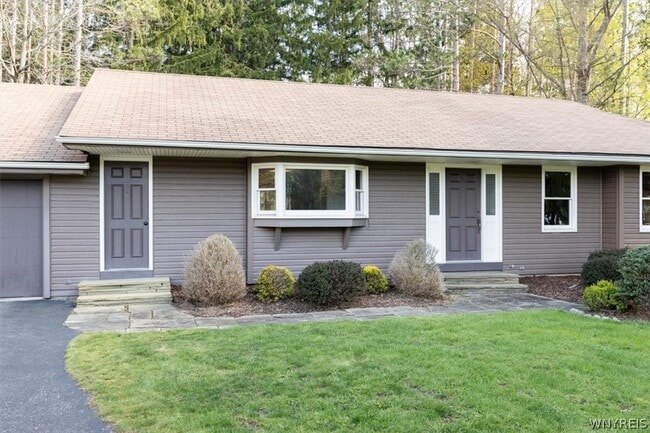 Building Photo - 60 Heiler Dr