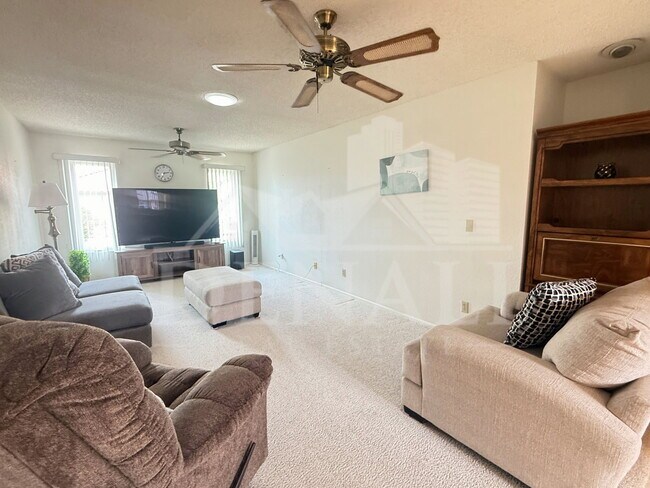 Building Photo - 1612 Leisure World