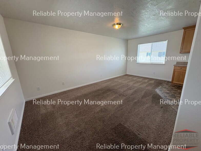 Primary Photo - 3713 Deloy Dr