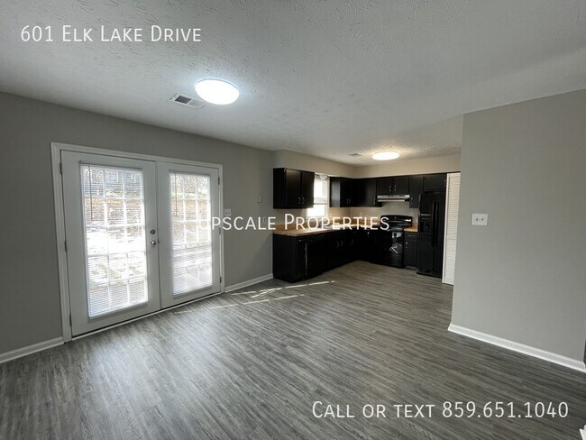 Building Photo - 601 Elk Lake Dr