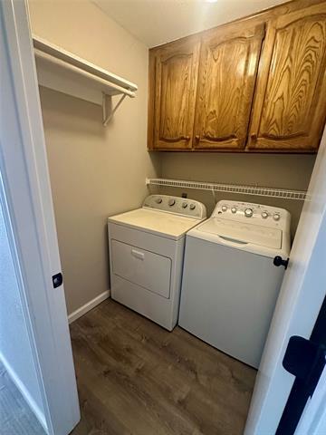 Building Photo - 127 Lori Dr