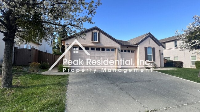 Building Photo - Spacious Folsom 4bd/3ba Home With 3 Car Garage!