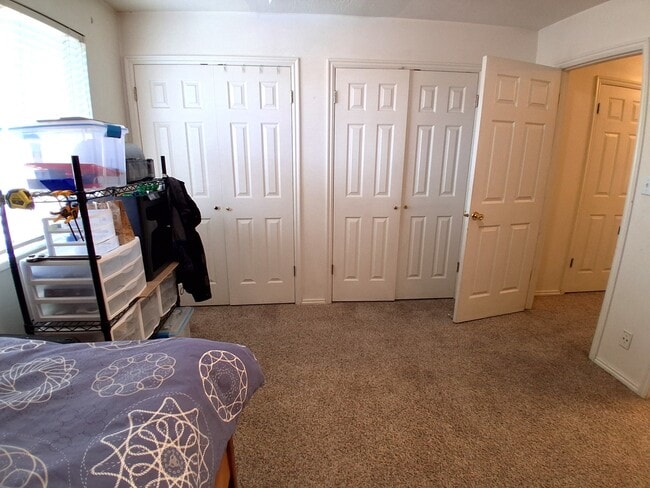 Building Photo - 361 N 700 E