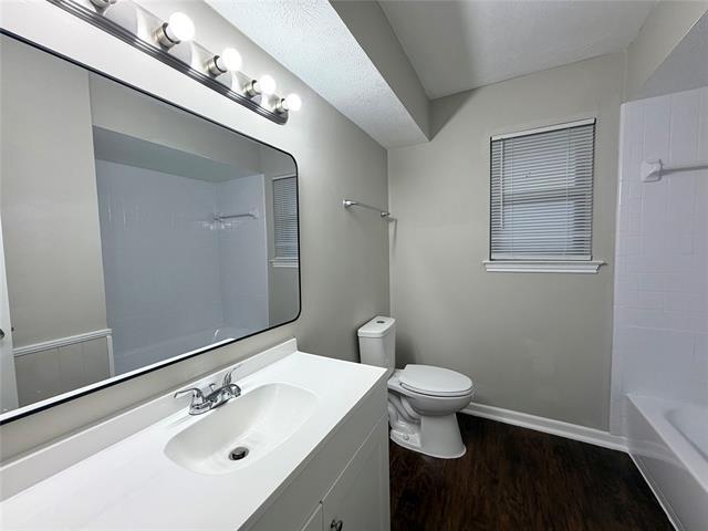 Building Photo - 2744 S Cypress Cir