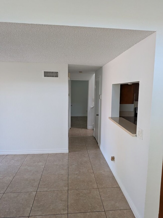 Building Photo - Appian Drive