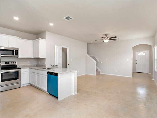 Building Photo - Call Now! 210-523-7368