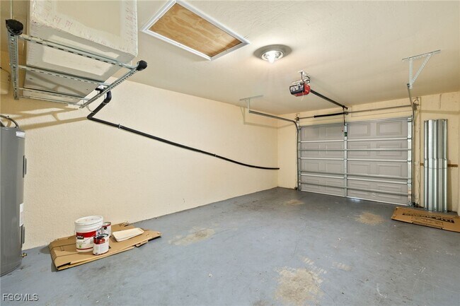 Building Photo - 4111 Skyline Blvd