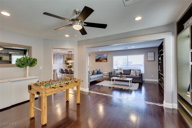 Building Photo - 7659 Ribbon Garland Ct