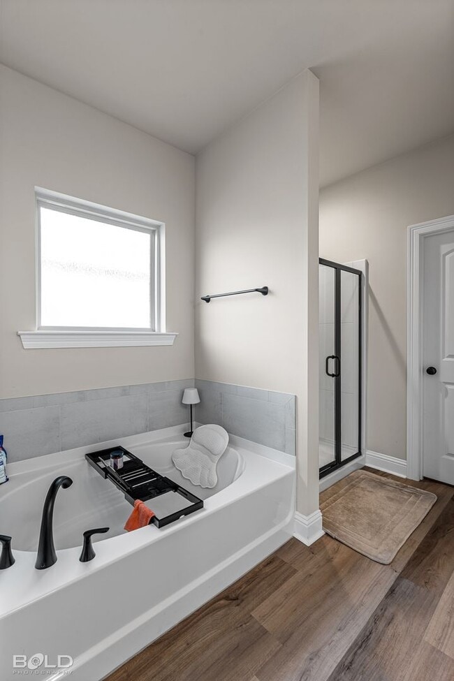 Building Photo - 315 Hummingbird Ln