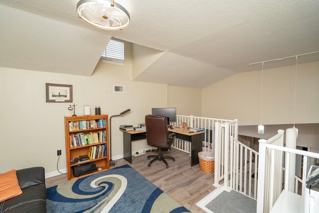 Building Photo - 11201 Harbour Vista Cir