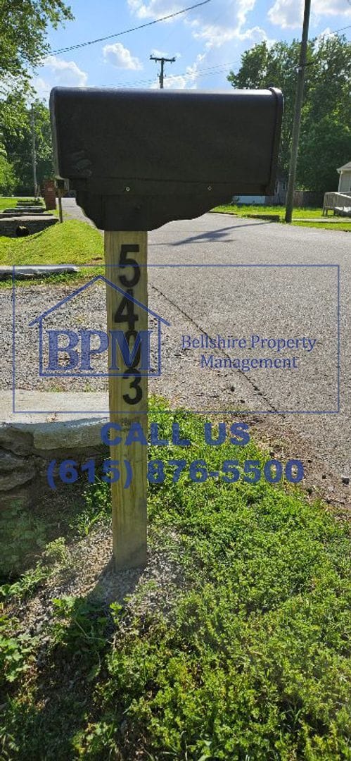Building Photo - Charming 2-Bedroom Home for Rent in West N...