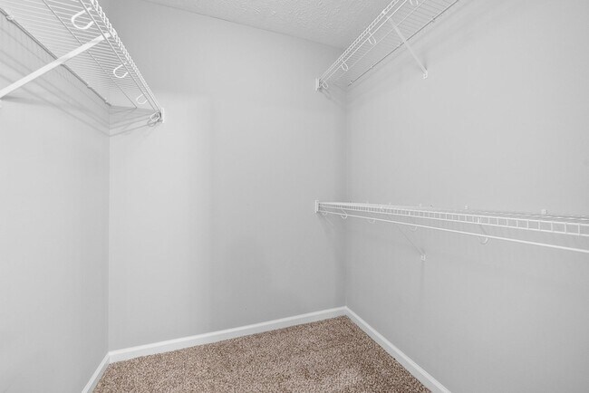 Building Photo - 1626 Autumn Dr