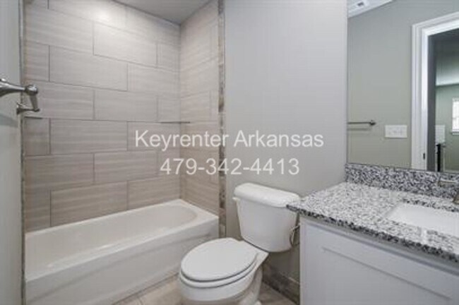 Building Photo - Awesome home with great location in Rogers