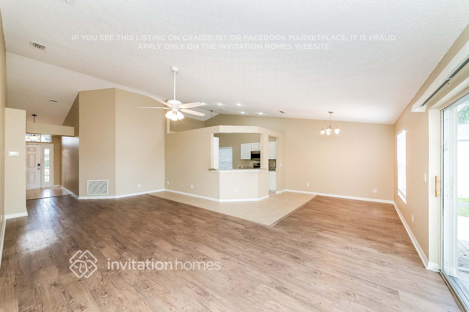Building Photo - 4635 Sanibel Way