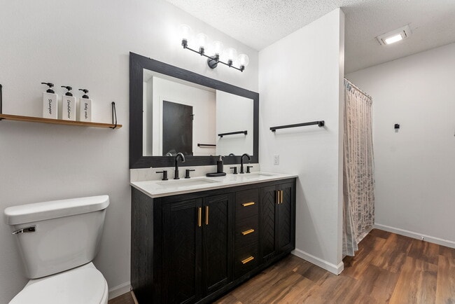 Building Photo - 2241 10th St