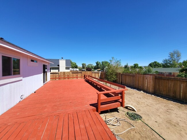 Building Photo - 3319 Coloma Dr