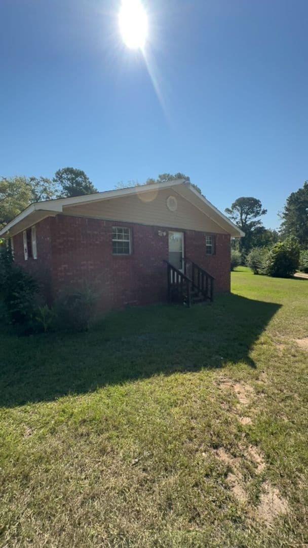 Building Photo - 6483 Pineapple Hwy