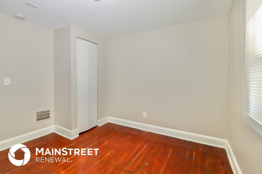 Building Photo - 1618 S 30th St