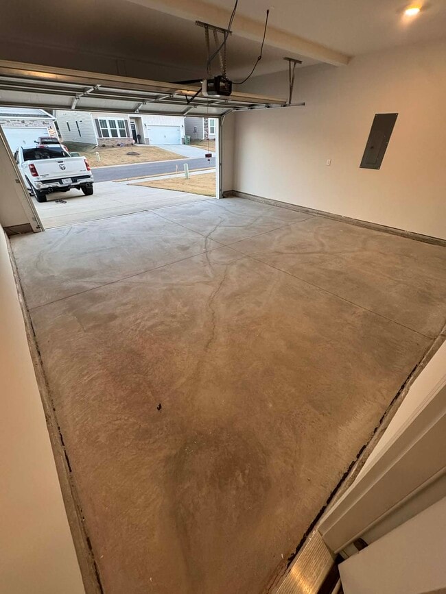 Building Photo - 112 Keating St