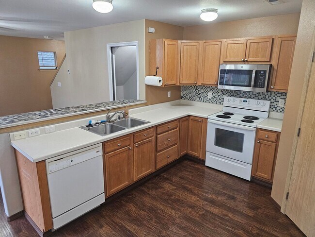 Building Photo - 14906 99th Way Southeast