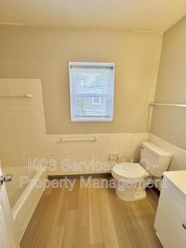 Building Photo - 8717 Countryshire Ln