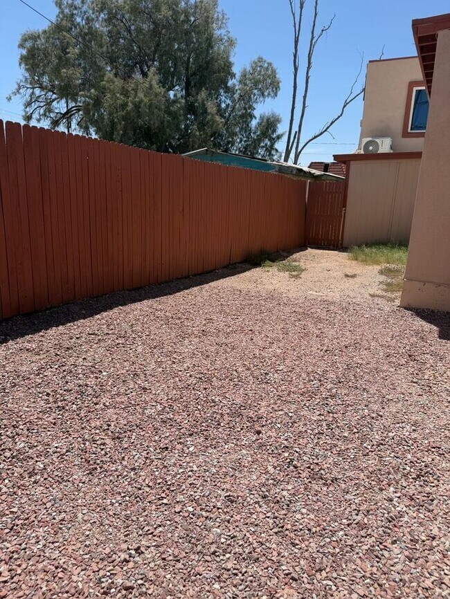 Building Photo - Your Private Retreat Awaits — Charming 3BR/2BA Home