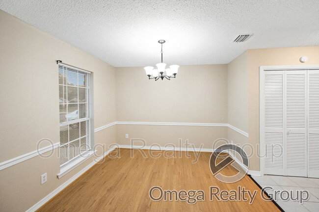 Building Photo - 6936 Magnolia Trace