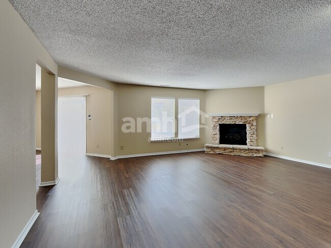 Building Photo - 12897 E 131st St