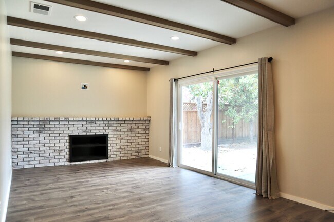 Building Photo - Adorable home in Northgate – Fremont!