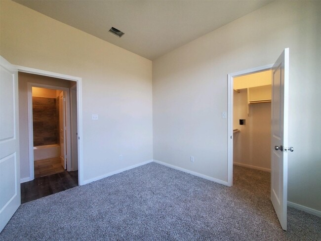 Building Photo - 2054 Muscadine Trail