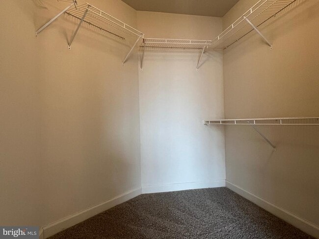 Building Photo - 485 Harbor Side St