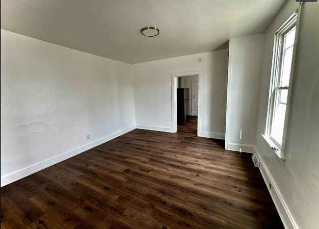 Building Photo - 3 Bedroom 1 Bathroom in Elizabethtown!