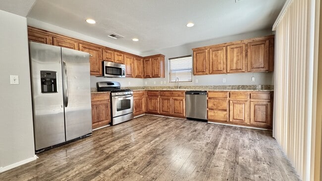 Building Photo - 4663 Aventura Canyon Ct