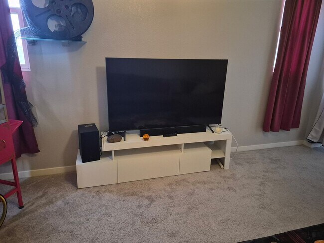 Building Photo - Spacious 3BR House in North Las Vegas