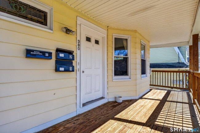 Building Photo - 380 Gurdon St