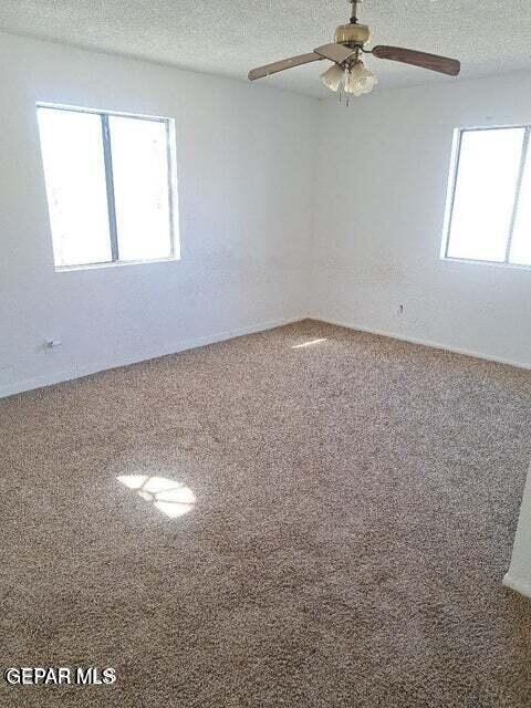 Building Photo - 619 NE Camp St