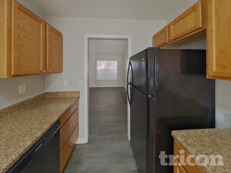 Building Photo - 1392 Zered Pl NW