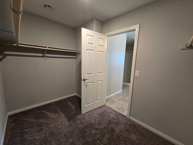 Building Photo - Corner Lot in Southwest Las Vegas