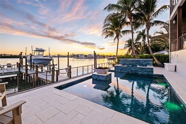 Building Photo - 459 20th Ave